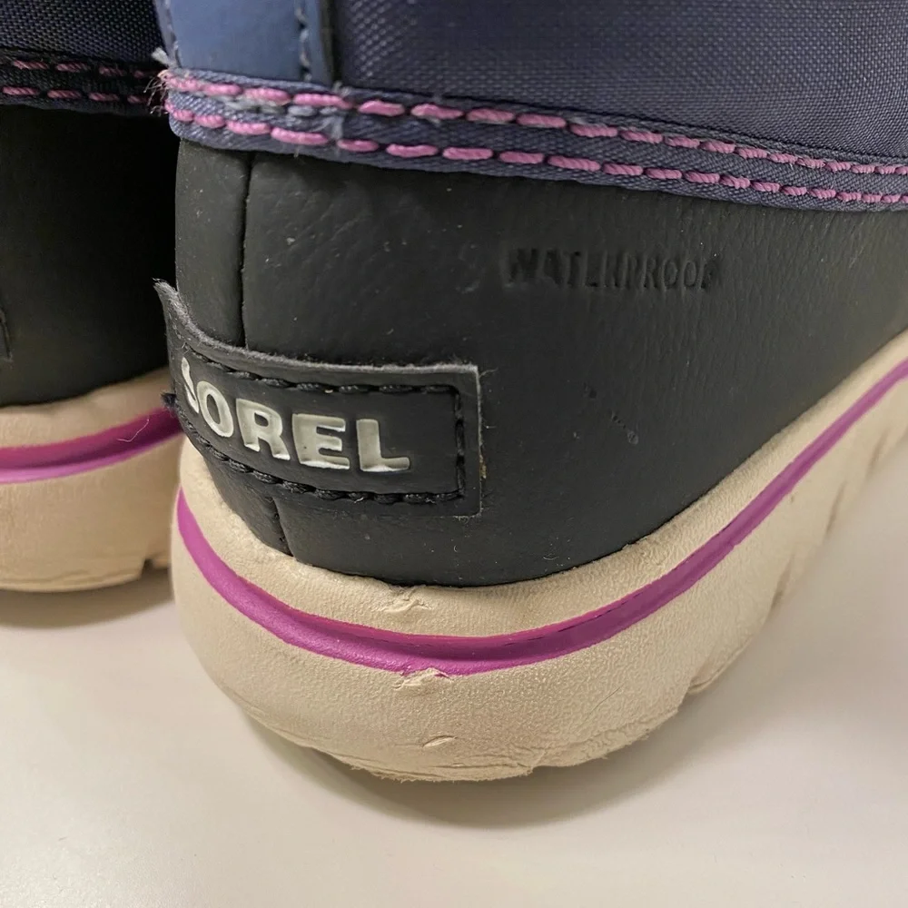 Sorel Cozy Carnival navy and black ankle boot sz 8 - Picture 5 of 13